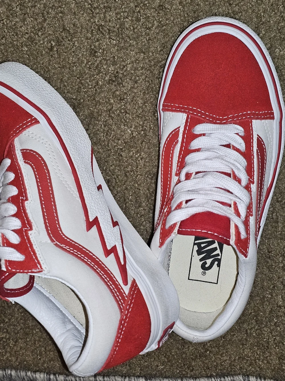 Vans these bolt